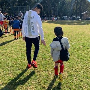 Meet your Posher, Nadim